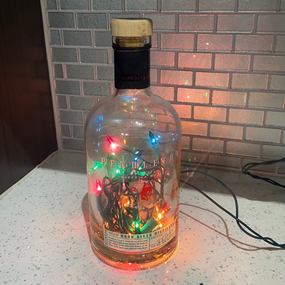 Pendleton Whisky Light Decor